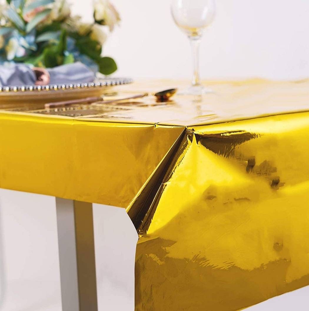 Metallic Foil Stain Resistant Fancy Shiny Table Cover for Table Decoration