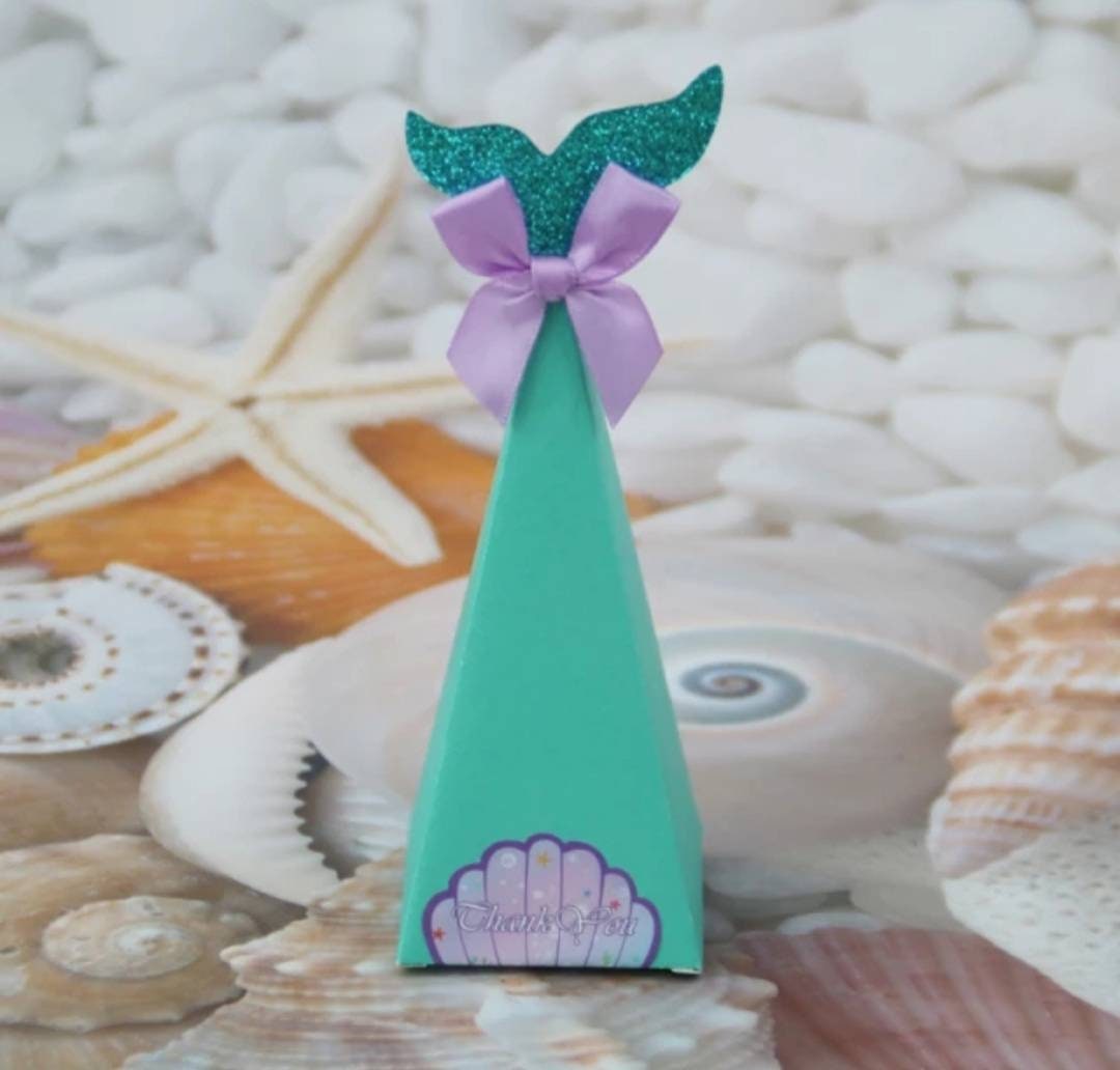 Set of 20 Mermaid Tail Party Favor Boxes with Thank You Stickers