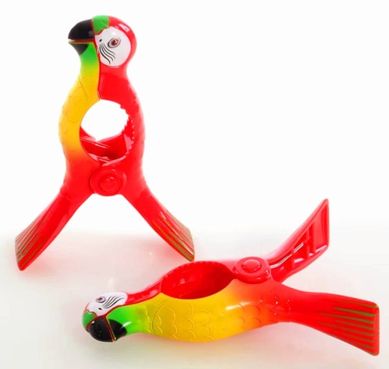 Pack of 2 Stylish Bright Color Towel Holders Hanger Clips for Hanging Clothes Bathing Suit Beach Towels